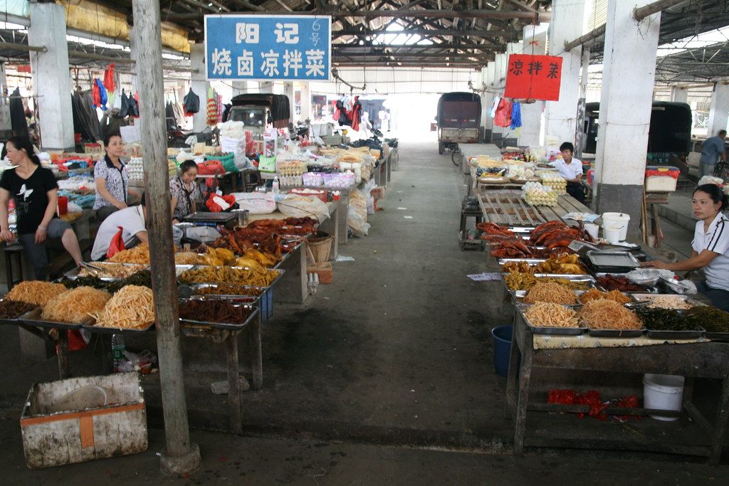 Ordering food on a smartphone in China